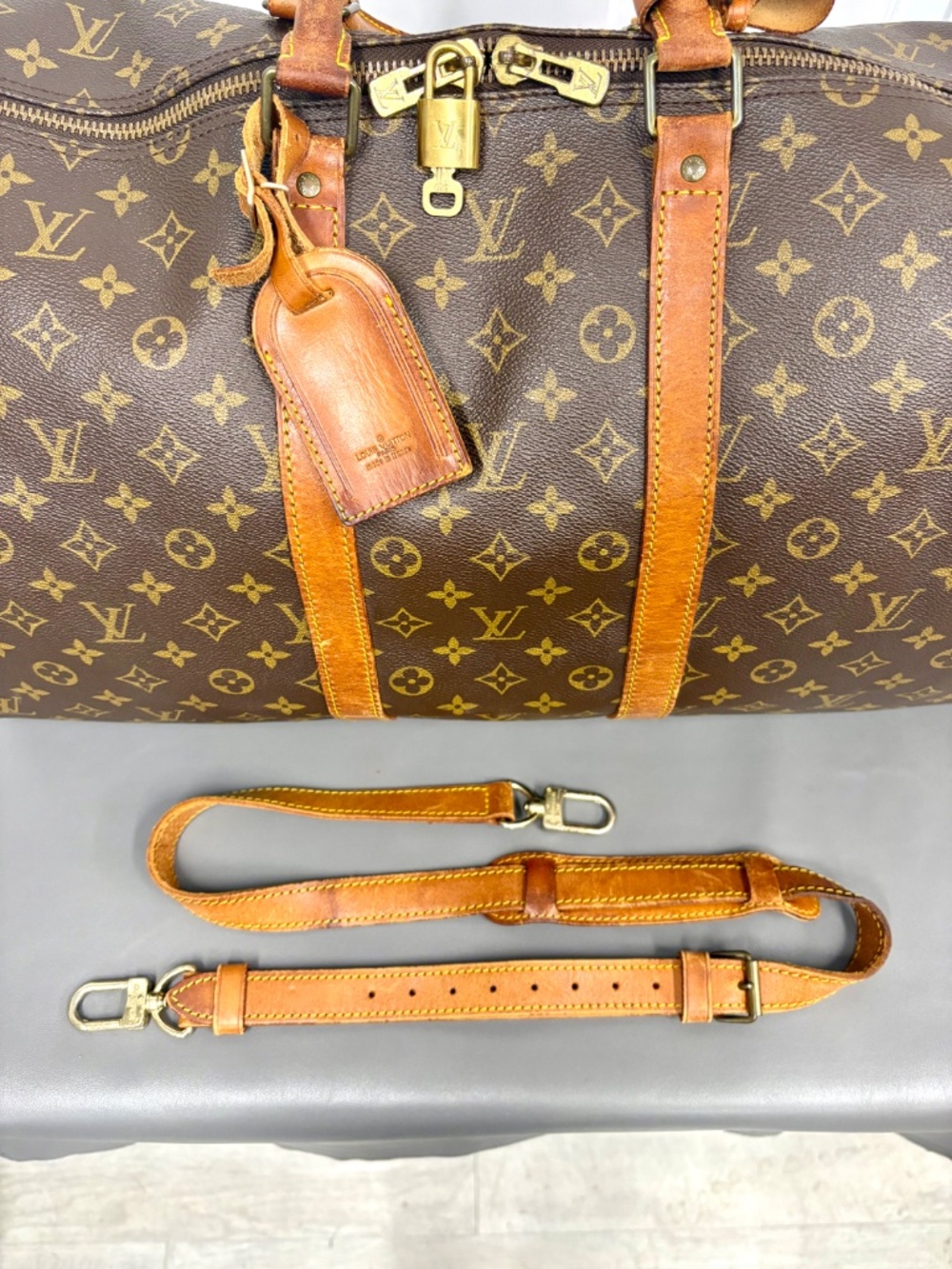 Vintage Louis Vuitton Monogram Keepall Bandouliere 55 - Picture 9 of 13